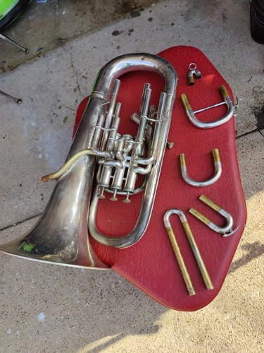 Wilson euphonium with hardcase - euphonium,