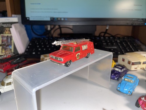 Majorette pompier dodge - majorette,