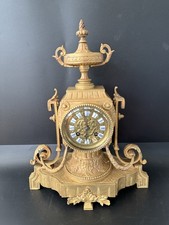 Superbe pendule en bronze de cheminée  de style Louis XVI 19ème siècle