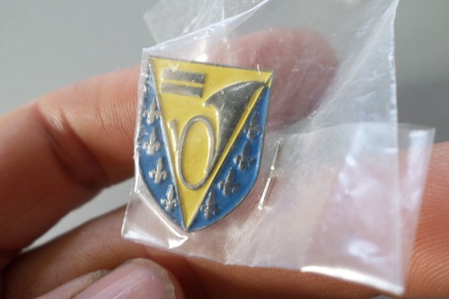 Pin broche insigne - pin,