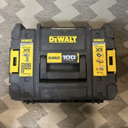 Dewalt 18v lithium - dewalt, ion