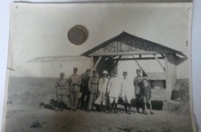 Photo grand format coloniale aviation poste Serrat officiers général képi casque