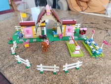 LEGO Friends - 3189 - Les Écuries de Heartlake City