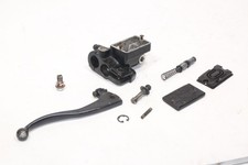 maître cylindre frein avant