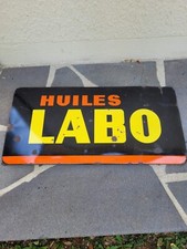 Plaque émaillée Huiles Labo 98x48 simple face entièrement dans son jus.
