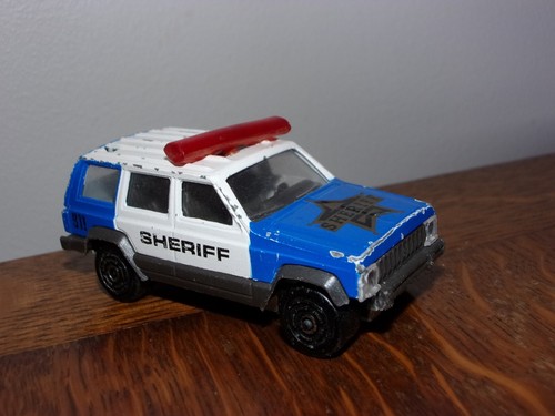 Majorette jeep cherokee - majorette,