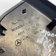 MERCEDES-BENZ E W211 Panneau