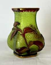 VASE EN VERRE BACCARAT À