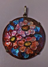 Ancien pendentif en émail de