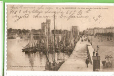 LA ROCHELLE. carte postale ancienne  cpa /Le Port vers le Cours des Dames/bateau
