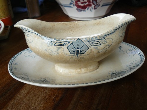 Tres ancien saucier digoin - ancien,