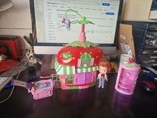 Petit Lot Charlotte Aux Fraises 