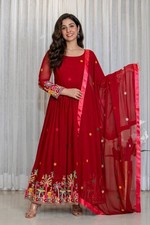 Ensemble De Robe Ethnique