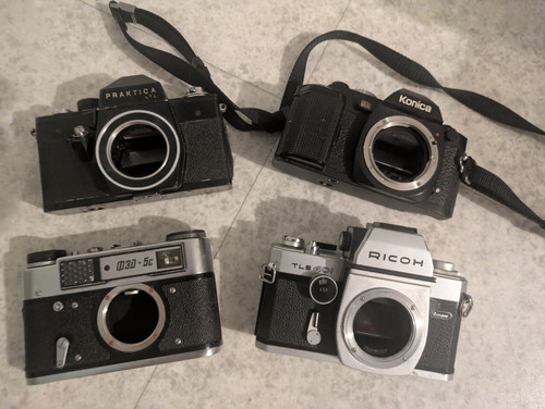 Lot boitiers argentiques - 4,