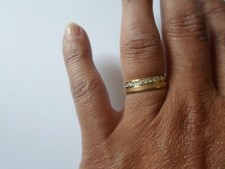 bague, anneau en plaqué or, rhodié et liseret doré, tour complet, t. 55