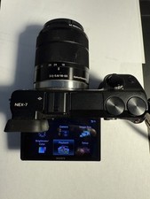 Sony NEX 7 Cameras Et Sony FE 24-240mm f/3.5-6.3 OSS Et toutes les accessoires