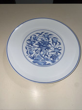 4 assiettes plates en