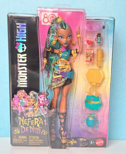 Monster high poupée dans