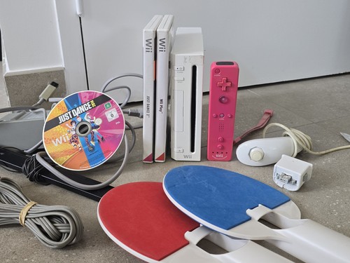 Lot console nintendo wii - -,