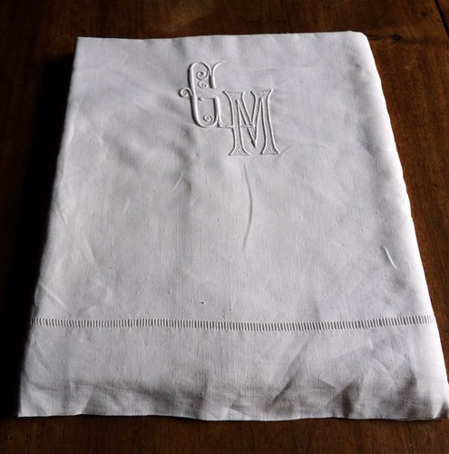 Large drap ancien - 244, pur