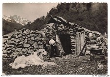 ASRP15-0890-65 - Les pyrénées - types régionaux - Haute montagne - Cabane d