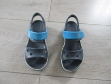 Sandales noir et bleu en plastique à scratch CROCS Taille 25 - 26 ( C9)