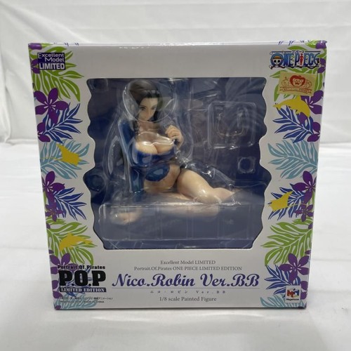 Figurine one piece - piece, of