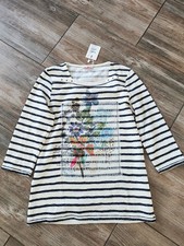 Haut manches mi courtes