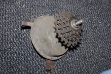 Rare moyeu cyclo tank cyclotourisme 1930's (no peugeot rené herse )