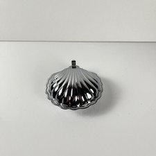 Boîte coquillage vintage en métal argenté 1970 déco mer design rétro