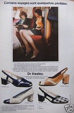 PUBLICITÉ CHAUSSURES Dr HASLEY CERTAINS VOYAGES SONT QUELQUEFOIS PÉNIBLES