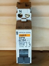 Disjoncteur Merlin Gerin