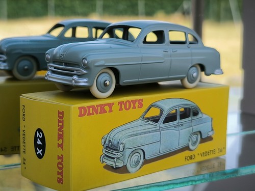 Dinky toys ford vedette - x,