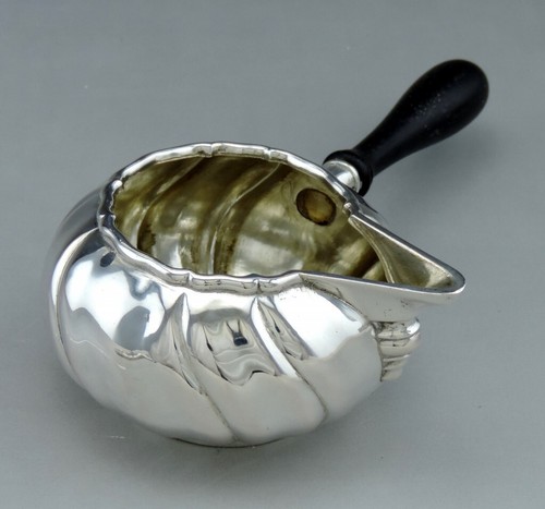 Art deco belle petite verseuse