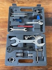 mallette outils velo peu servi 