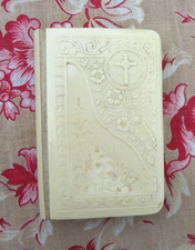 ANCIEN LIVRE DE MESSE