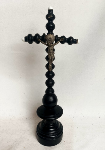 Crucifix bois tourné - crucifix,