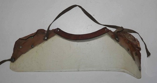 Ancienne visière pour - , casque