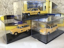 ATLAS LA POSTE: PANHARD PL 17 + SIMCA P 60 + CLIO 1. 1/43. BOITE VITRINE 