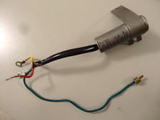 Condensateur d'origine pour Machine à coudre Singer 221K