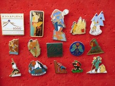 lot de pin's sur l'escalade