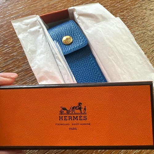 Hermes gum case gold lip - hermes,