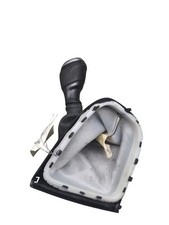 Pommeau de vitesses RENAULT CLIO 4 PHASE 2 8201300589