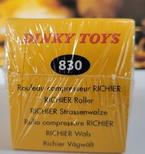 Dinky-Toys / Atlas Rèf.830