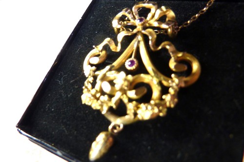 Superbe collier pendentif - superbe, collier/pendentif