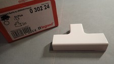 Legrand 30224 - Dérivation en T à plat pour goulotte moulure DLPlus 20x12,5