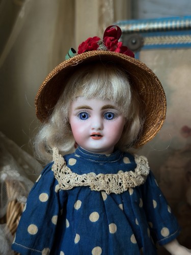 Poupée ancienne tête - poupée,