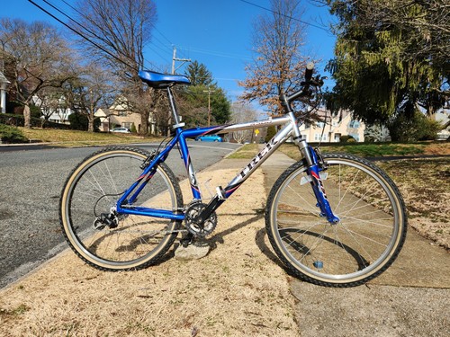 Early 2000 blue - 2000's, /