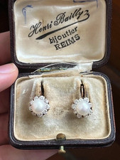 Magnifique paire de dormeuses