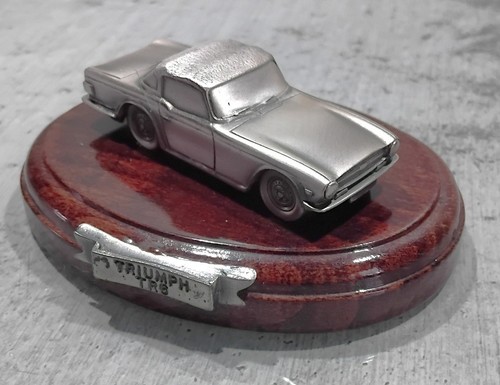 Miniature triumph tr6 - miniature,